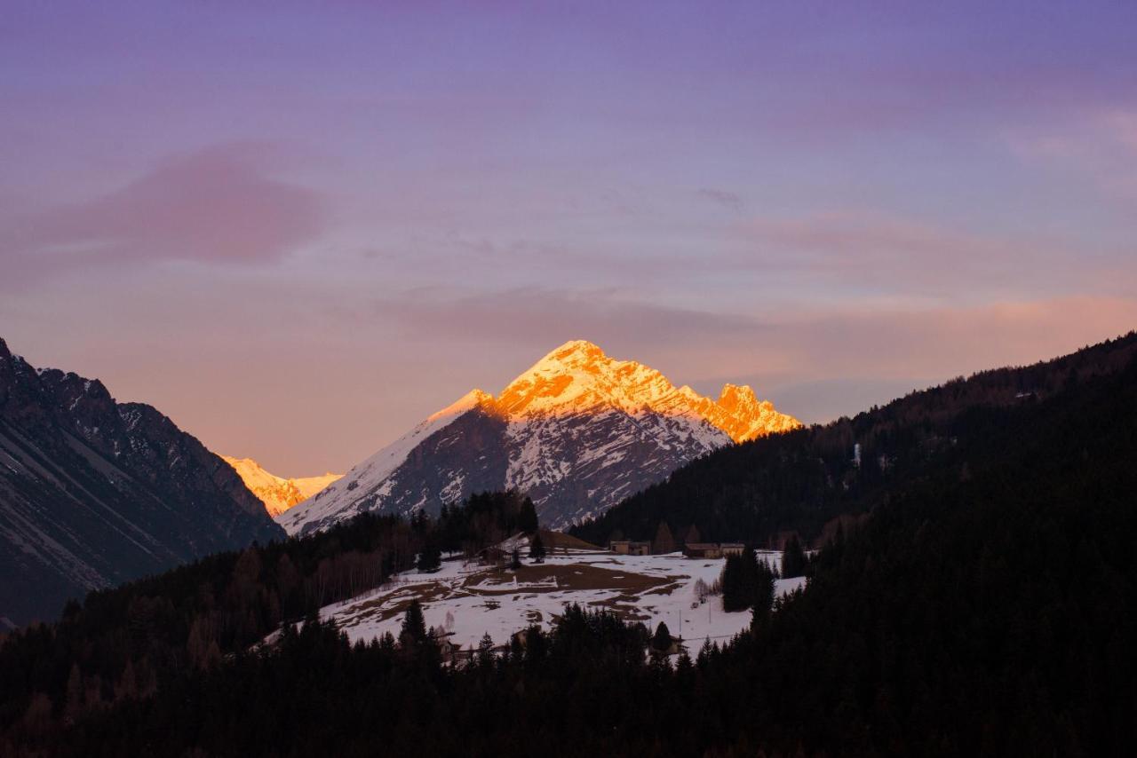 Hotel San Carlo, Tra Bormio E Livigno Isolaccia Εξωτερικό φωτογραφία